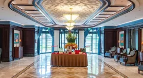 Jin Jiang Nanjing Hotel - Image 2