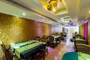 Hotel Sea Palace - Image 2