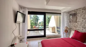 Loveroom romantique avec terrasse et sauna - Image 2