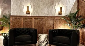 West Market Square, Coffee Shop, Fast Wifi, Downtown Room # 103 - Image 4