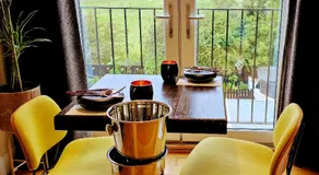 The Green Monkey Lux Suite at The Grumpy Schnauzer B&B Private Hot Tub, Gym, Breakfast, Stunning! - Image 5