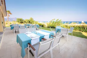 Grand Blue Beach Hotel - Image 3