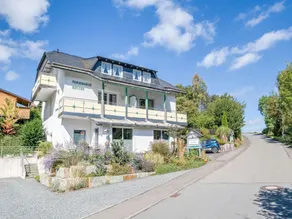 Modern Apartment in Schwalefeld with Garden - Image 4