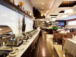 Grand Bellevue Hotel Apartment Dubai - Image 5