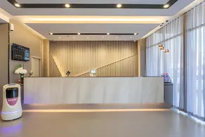Home Inn Style Linyi Railway Station Station Square - Image 5