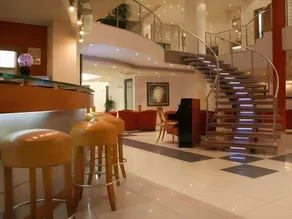 Triada Hotel - Image 3