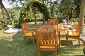 Sheevy"s Bed N Breakfast - Image 5