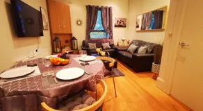 2BR Modern Luxury Loft Apartment - Image 4
