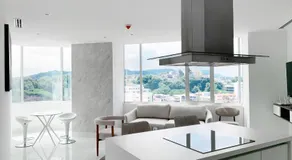 NEW! Suite,Piscina de lujo, GYM, WiFi, Tv en Guayaquil zona ejecutiva - Image 3