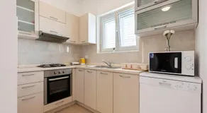 Apartment in Nevidane near the Beach - Image 5