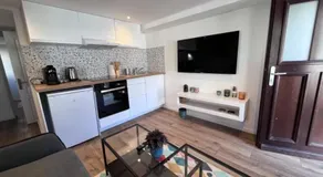 Soh Rent Cozy Appartement Schiltigheim proche Strasbourg terrasse -Tv - Image 3