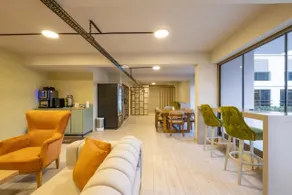 Orange Premium Residence - Image 3