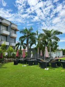 Le Grand Regency - Image 4