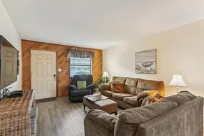 Venus 219 - 2nd Floor 1 BR on Okaloosa Island with easy beach access by RedAwning - Image 2