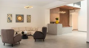 LUMINA Luxury Suites - Image 5