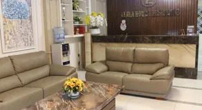 Luxe Paradise Suites Hotel Dich Vong Hau - Image 4
