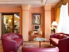 Hotel Confine - Image 5
