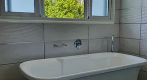 Bord Mer City Apartments - Image 4