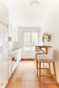 Spacious 52 sqm Cozy Flat - Free Parking - 10 min to Lausanne Old Town - Image 5