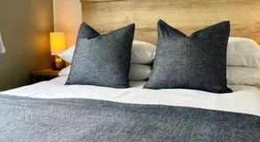 Eden Holiday Home - Image 2