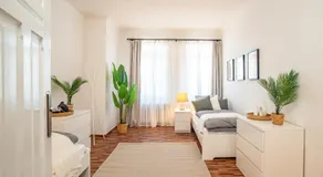 Spacious Apartment in Strausberg - Sleeps 6 - Image 2