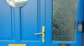 Ardee Retreat - Sleeps 6, Group Stays, Garden, Walk to Town - Image 4