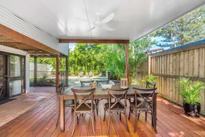 Bangalleys - beachside retreat with large pool - Image 5