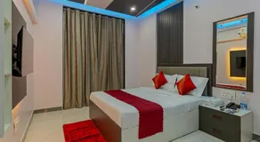 Hotel Majestic Royal Akkalkot - Image 2