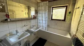 Stylish 4-5 room Flat above Esslingen Old Town - Image 2