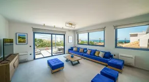 Naval villa-Panoramic villa with heated pool on the roof - Image 3