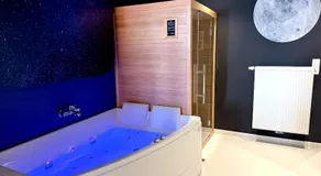 Capsule Moonlight - Jacuzzi - Sauna - Ecran 100" - PS5 - Image 2
