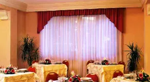 Hotel Universo - Image 2