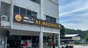 Cozy Condo with Scenic Views near Kuala Lumpur - Image 4