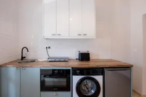 Albatross Apartments - Image 4
