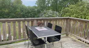 Hasslo Holiday Home with Garden - Image 4