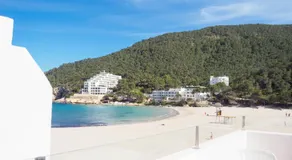Cala Llonga Apartments - Image 3