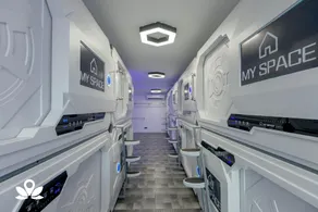 ZEN Rooms My Space Capsule Hotel - Image 4