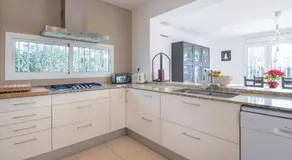 Alquiler Villa en la Playa de Cambrils para 10 personas con AC, parking y WIFI - Image 3
