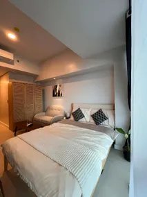 Walk to IT Park | Fast Wi-Fi | Cozy Studio for 2 - Image 2