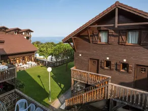 Attractive, rustic apartment in the termal town of Evian - Image 4
