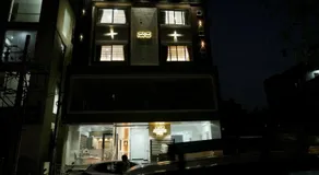 Hi-Fi Service Apartment - Image 3
