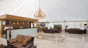 Aes Club Hotel - Image 2