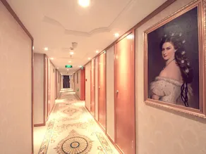 Vienna Hotel Rugao Zhengxiang Square - Image 4