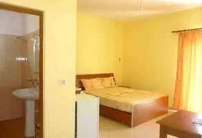 Joni Apartments - Image 2