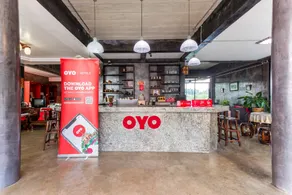 OYO 1012 Vintage Home - Image 3