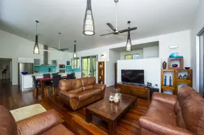 Horseshoe Bay Vista - Horseshoe Bay, QLD - Image 4