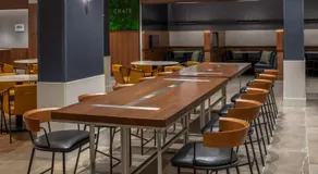 Courtyard by Marriott Olympia - Image 2