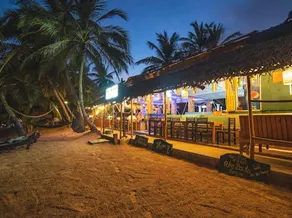Frangipani Beach Villa - Image 5