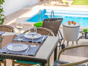Maison conviviale et familiale avec terrasse, jardin et barbecue | Vue montagne | Plage à proximité - Image 5