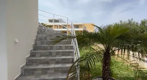 kiki and cocos beach house - Image 5